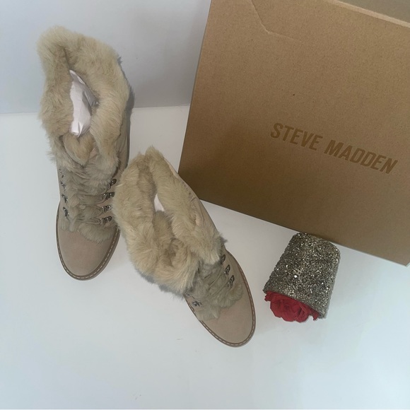 Steve Madden Sand Suede Scoops Faux Fur Platform Bootie- New In Box- Reemoly - Picture 3 of 16